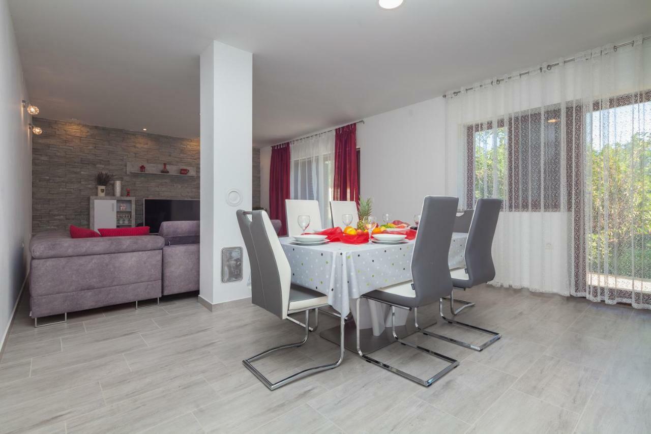 New Brend App Matija Apartment Pinezici  Екстериор снимка